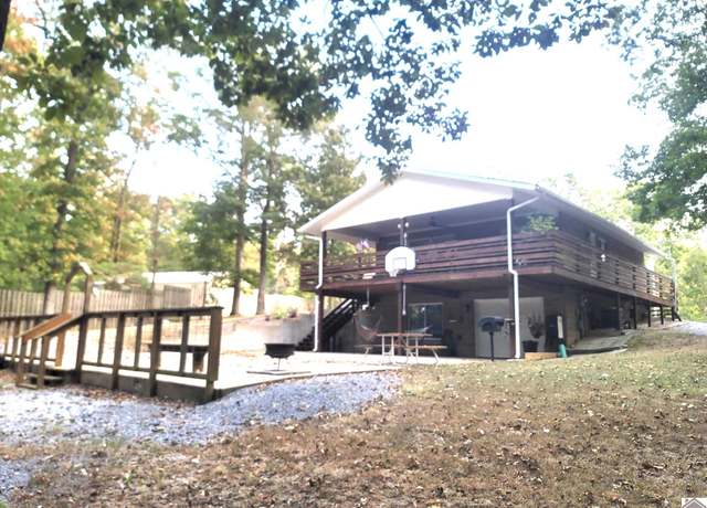 Property at 416 Hickory Hill Lane 5 Acres Ln, Benton, KY 42025, 3 beds, 2 baths