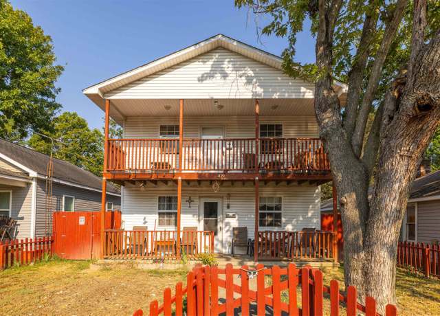 Property at 419 Ashbrook Ave, Paducah, KY 42003, 6 beds, 3 baths