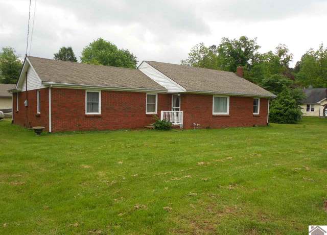 Property at 4206 Schneidman Rd, Paducah, KY 42003, 3 beds, 2 baths