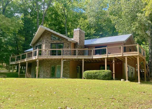 Property at 79 Winchester Ct, Eddyville, KY 42038, 5 beds, 3 baths