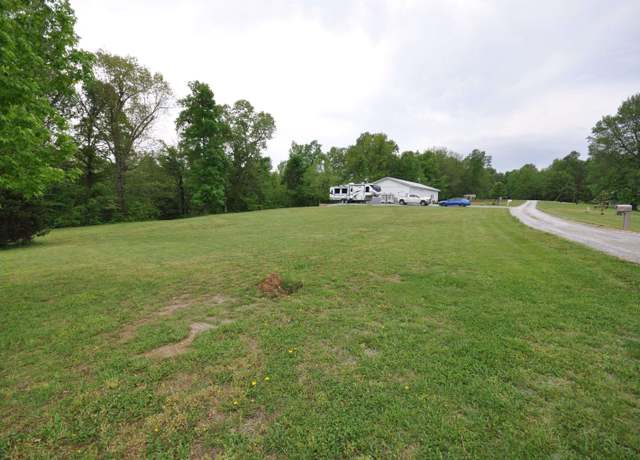 Property at 325 Wildwood Pt, Princeton, KY 42445, 3 beds, 1 bath