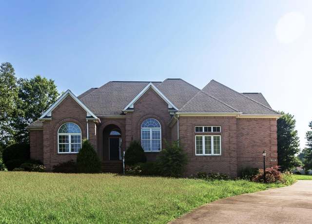 Property at 125 Oak Ridge Cv, Paducah, KY 42001, 5 beds, 5 baths
