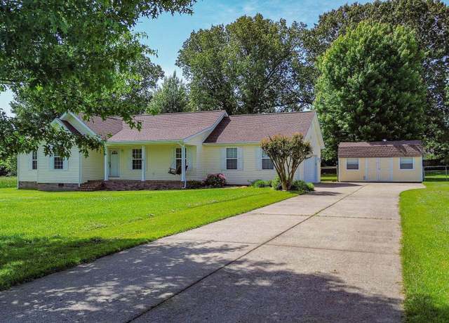 Property at 200 Lions Den Ln, Paducah, KY 42003, 3 beds, 2 baths