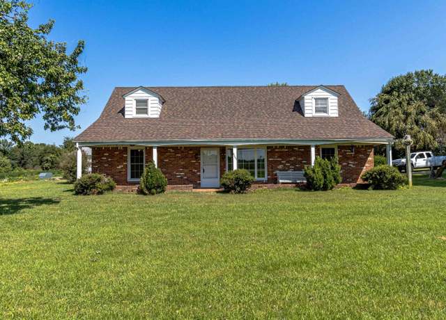 Property at 8445 Old Highway 60 West, West Paducah, KY 42086, 3 beds, 2 baths