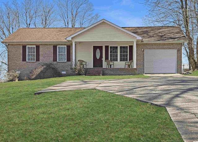 Property at 1224 Skyline Dr, Princeton, KY 42445, 3 beds, 2 baths