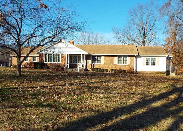 Property at 510 Greenhill Dr, Benton, KY 42025, 4 beds, 2 baths