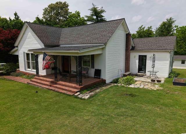 Property at 94 Hobbs St, Arlington, KY 42021, 4 beds, 3.5 baths