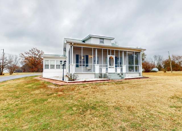 Property at 8229 st rt 129, Fulton, KY 42041, 4 beds, 2 baths