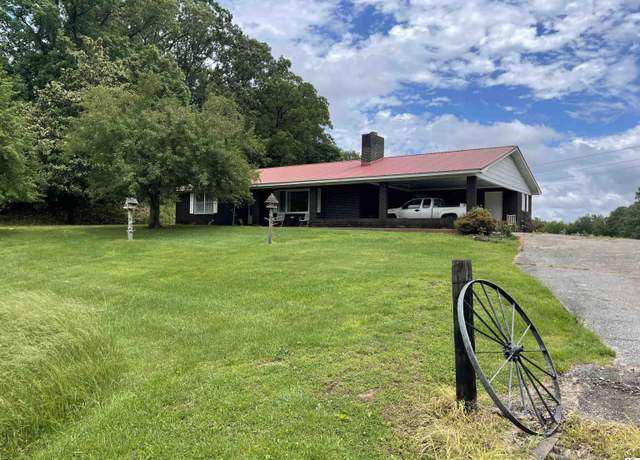 Property at 3480 Radio Rd, Almo, KY 42020, 3 beds, 2 baths