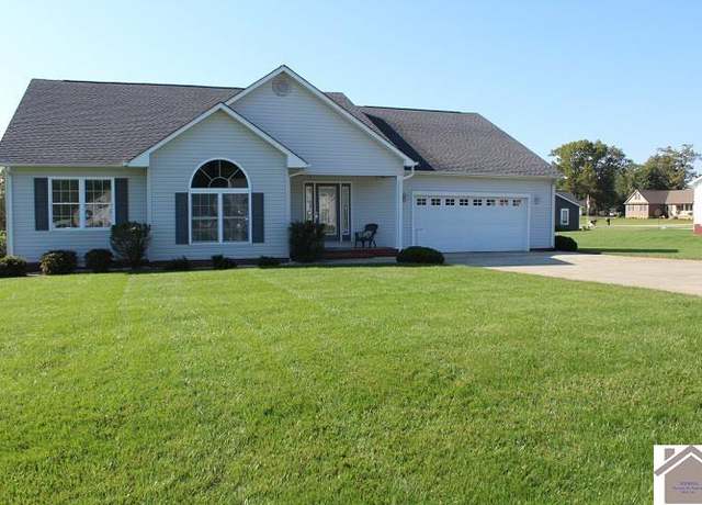 Photo of 365 Smiths Ln, Mayfield, KY 42066