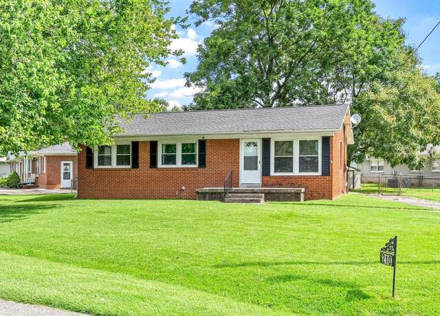 Property at 210 Merriwood Pkwy, Hopkinsville, KY 42240, 3 beds, 1 bath