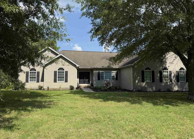 Property at 567 Mckenzi Park Dr, Benton, KY 42025, 4 beds, 2.5 baths