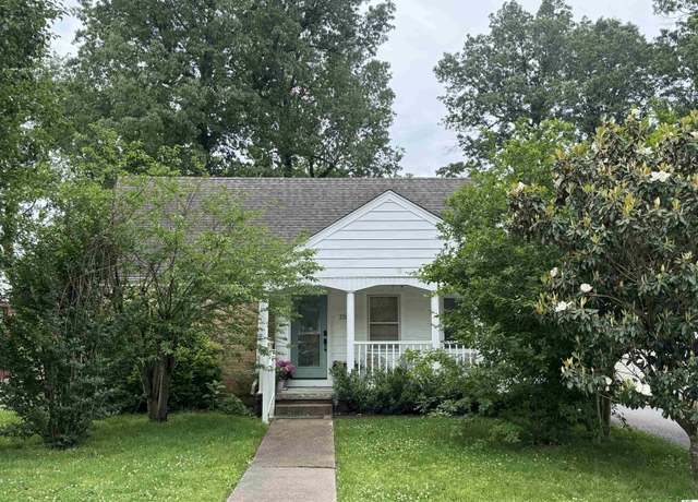 Property at 2506 Harrison St, Paducah, KY 42001, 4 beds, 2 baths