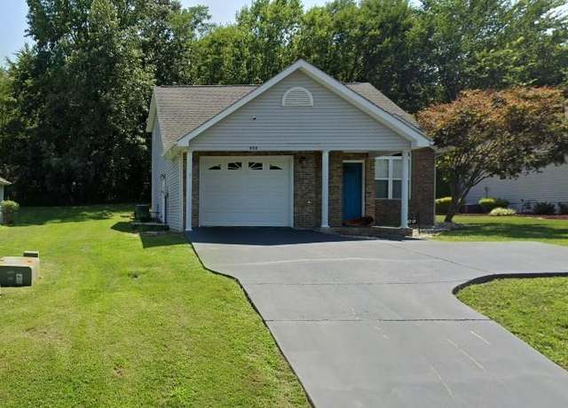 Property at 909 Stonebrooke Ct, Paducah, KY 42003, 2 beds, 2 baths