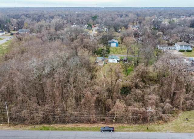 Property at 1245 S 4th St, Paducah, KY 42003