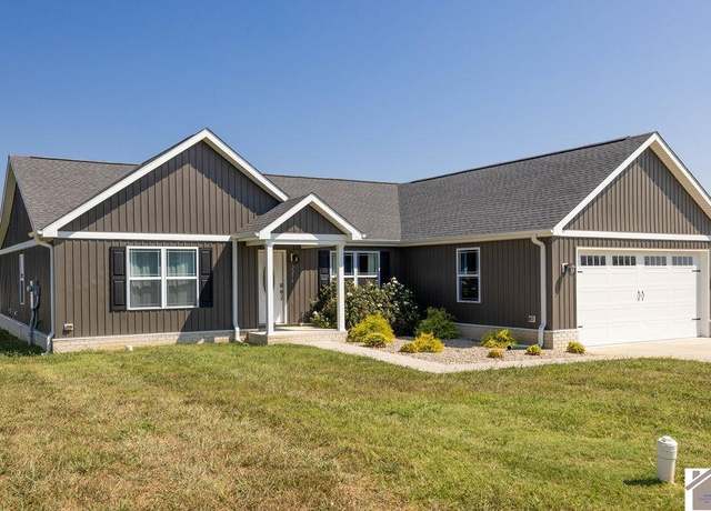 Property at 2216 Traci Dr, Murray, KY 42071, 4 beds, 2.5 baths