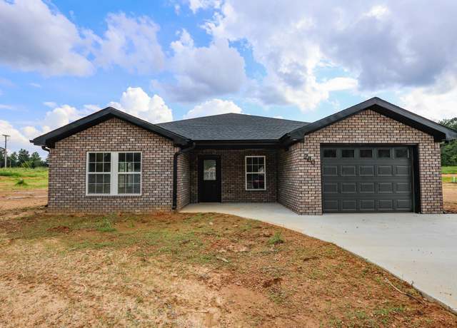 Property at 280 Clover Cres, Paducah, KY 42003, 3 beds, 2 baths