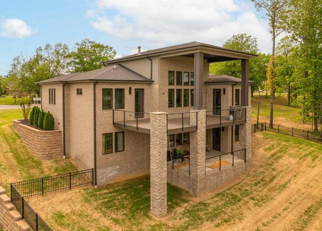 Property at 390 Forest Rdg, Mccracken C, KY 42003, 4 beds, 5 baths