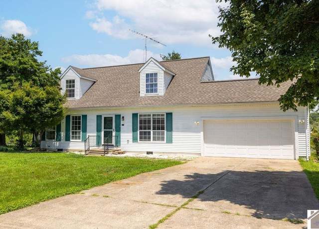 Property at 320 Fieldcrest Dr, Mayfield, KY 42066, 4 beds, 2 baths