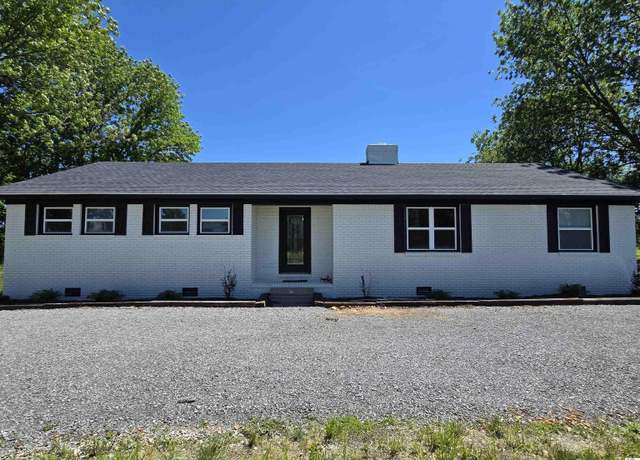 Property at 495 Cherry Corner Rd, Murray, KY 42071, 4 beds, 2 baths