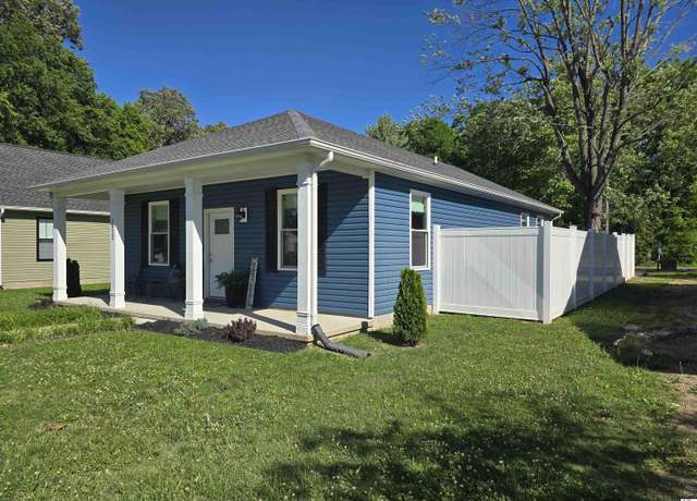 Property at 1622 Park Ave, Paducah, KY 42001, 2 beds, 2 baths