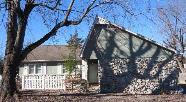 Photo of 415 Brookhill Ln, Paducah, KY 42001