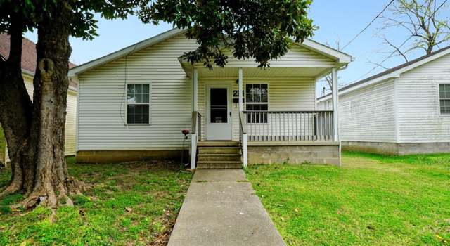 Photo of 214 Ashbrook Ave, Paducah, KY 42003