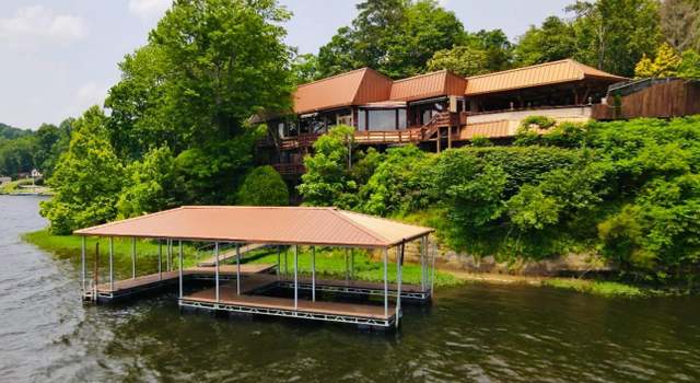 Photo of 643 Lakeshore Dr, Dawson Springs, KY 42408