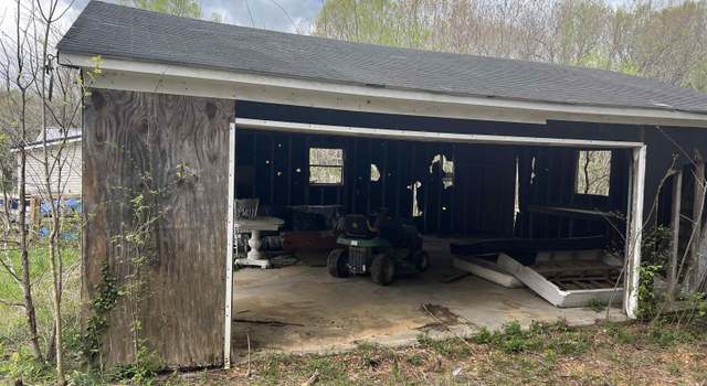 Photo of 950 Dooms Chapel Rd, Symsonia, KY 42082
