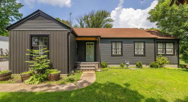 Photo of 3703 Alameda Dr, Paducah, KY 42001