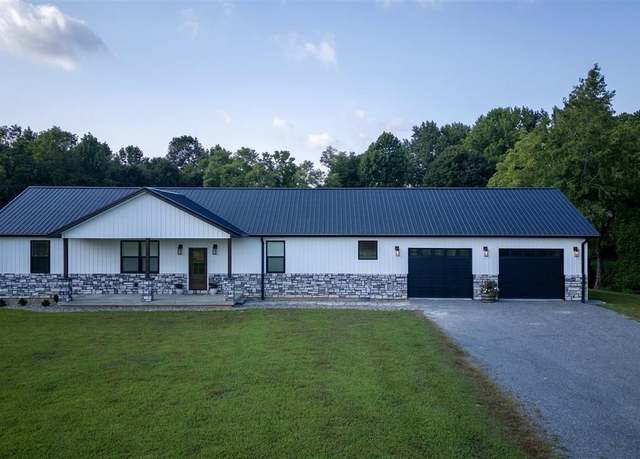 Property at 5410 Highway 92, Russell Springs, KY 42642, 3 beds, 2.5 baths