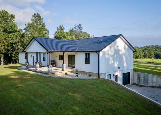 Property at 5410 Highway 92, Russell Springs, KY 42642, 3 beds, 2.5 baths