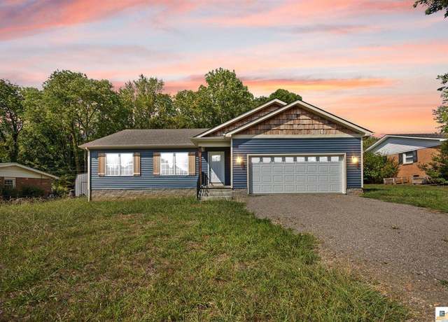 Property at 122 Meadow Dr, Glasgow, KY 42141, 3 beds, 2 baths