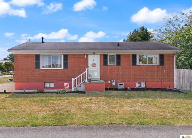 Property at 100 Vermillion Ave, Somerset, KY 42501, 3 beds, 2 baths