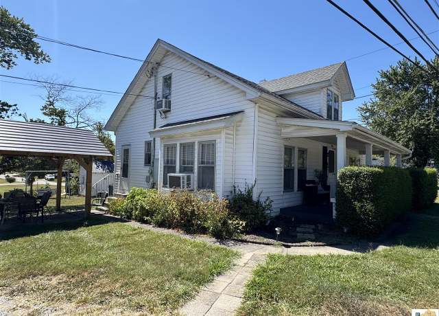 Property at 200 Seay St, Glasgow, KY 42141, 3 beds, 1 bath