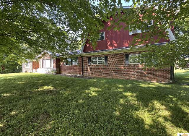 Property at 7647 Old Glasgow Rd, Mount Hermon, KY 42157, 4 beds, 3 baths