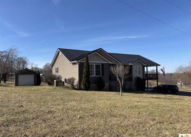 Property at 353 Carl Benson Rd, Tompkinsville, KY 42167, 3 beds, 3 baths