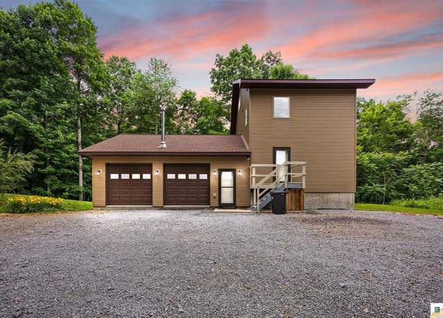 Property at 1380 Pine Branch Rd, Burkesville, KY 42717, 2 beds, 3 baths
