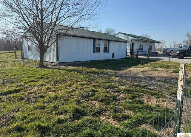 Property at 1263 Hiseville Center Rd, Center, KY 42214, 2 beds, 1 bath