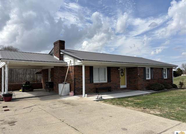 Property at 320 Little Cake Rd, Columbia, KY 42728, 3 beds, 1.5 baths