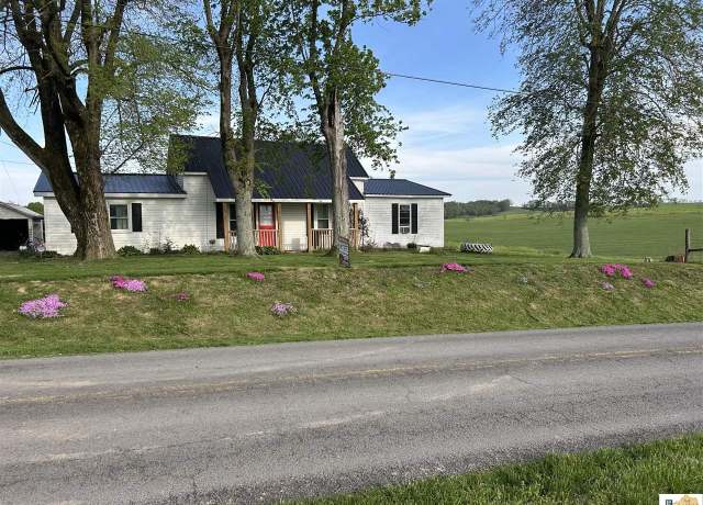 Property at 1958 Milltown Church Rd, Columbia, KY 42728, 4 beds, 2 baths
