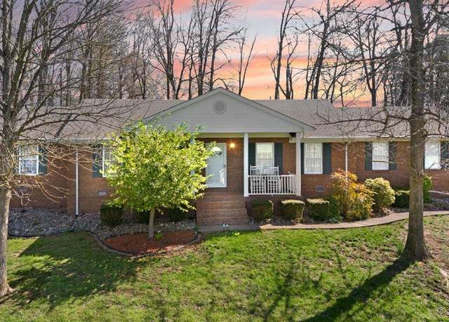 Property at 250 Holly Ln, Munfordville, KY 42765, 3 beds, 2 baths