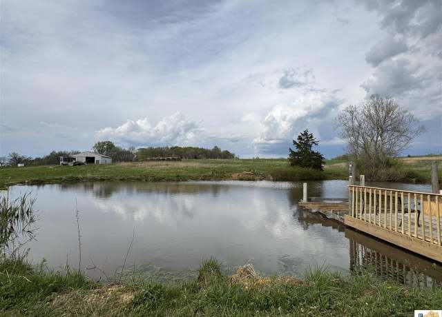Property at 14308 Tompkinsville Rd, Glasgow, KY 42141, 3 beds, 1 bath