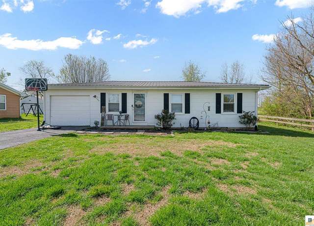Property at 105 Blackwood St, Glasgow, KY 42141, 2 beds, 1 bath