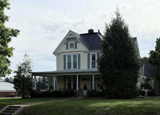 Property at 601 Jamestown St, Columbia, KY 42728, 4 beds, 1.5 baths