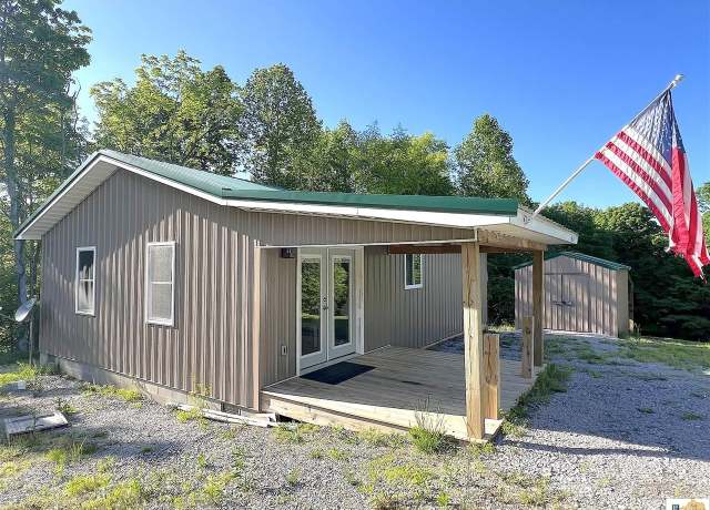Property at 1128 Sparksville Rd, Columbia, KY 42728, 1 bed, 1 bath