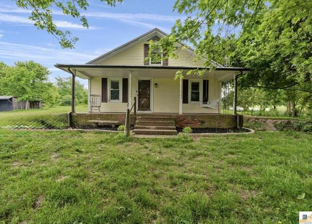 Property at 820 Wolf Island Rd, Glasgow, KY 42141, 3 beds, 1 bath