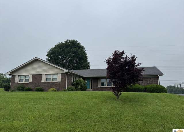 Property at 103 Cranbrook Dr, Glasgow, KY 42141, 3 beds, 1.5 baths