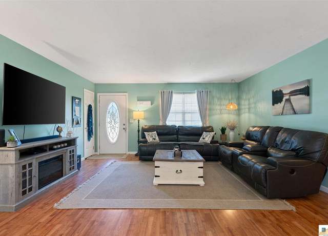 Property at 116 Celtic Cir, Glasgow, KY 42141, 3 beds, 2 baths
