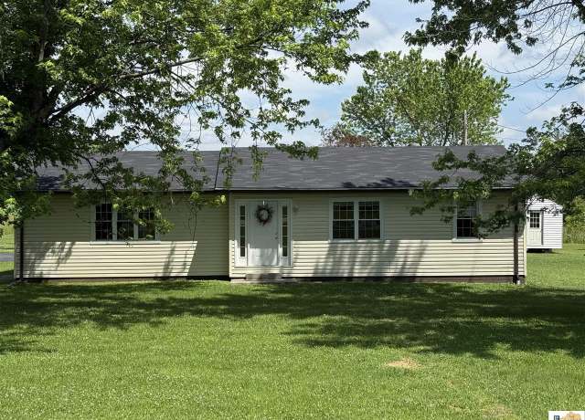 Property at 270 Fairplay Rd, Columbia, KY 42728, 3 beds, 2 baths